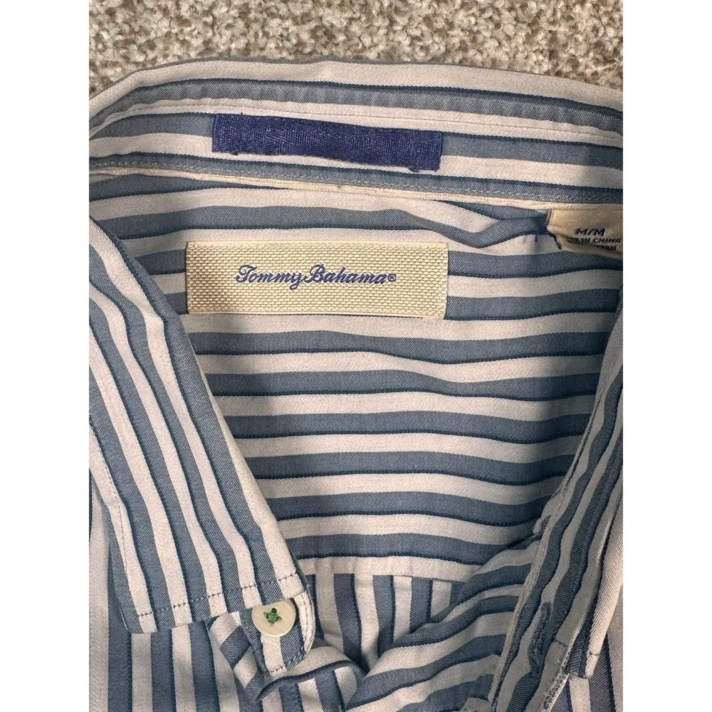 Tommy Bahama Shirt Adult Medium White Blue Button Up Modern Casual Comfort Mens